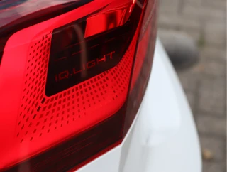 Volkswagen Golf 1.5 eTSI  | Pano | IQ.light | Winter pakket | Org. NL / 15