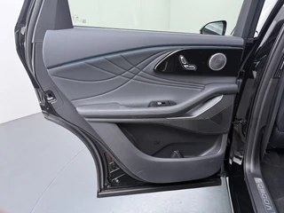 Omoda 9 SHS 1.5T-GDi SHS-P Premium 5p  - FULL OPTIONS - Stoelmassage - Head-up Display - Stoelverkoeling/verwarming - AppleCarplay - Android Auto - - 7 Jaar of 150.000 Fabrieksgarantie / 36