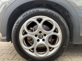 Alfa Romeo Tonale 1.5T Hybrid Sprint *ACC & Navigatie* / 35
