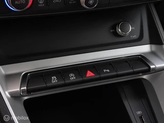 AUDI Q3 35 TFSI S EDITION/LED/CAMERA/ELEK-KOFFER/20''LMV/STOELVERWARMING/CARPLAY / 35