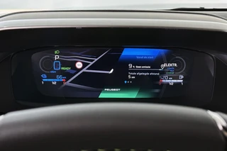 Peugeot 308 SW 1.6 Plug-in Hybrid 195 GT / 11
