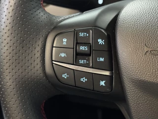 Ford Focus Wagon 1.0 EcoBoost MildHybrid ST Line | ACC | Camera | Navi | Carplay | Clima | PDC voor + achter | Lm velgen | ( Vestiging - Vianen, 0347-371248 ) / 18