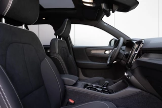 Volvo XC40 | B3 Ultra Dark|Black Edition|MY 2027|FULL OPTION|360° Camera|Panoramadak / 13