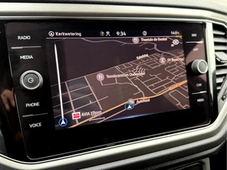 Volkswagen T-Roc 1.0 TSI Style  Camera, App Connect, Elek.Achterklep, Trekhaak / 8