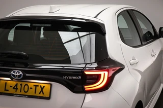 Toyota Yaris 1.5 Hybrid Dynamic | STOELVERWARMING  LED | CIMA | DAB  | APPLE | CAMERA / 20