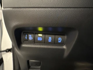 Toyota Aygo X 1.0 VVT-i MT Play /clima/stoelverw / camera/cruisec /pdc/apple/boeken / 15