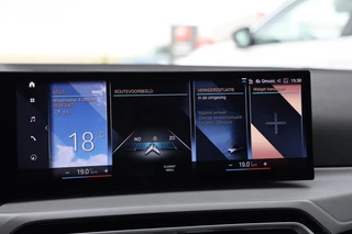 BMW 3-serie 320e|Automaat|Plug in hybride|Camera|Leer|Cruise control|Apple carplay/Android auto| / 13