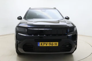 Jeep Compass 1.2 e-Hybrid First Edition Automaat | DEMO | Rondomzicht camera | Climate control | Navigatie | 8 jaar speciale garantie | Keyless / 7