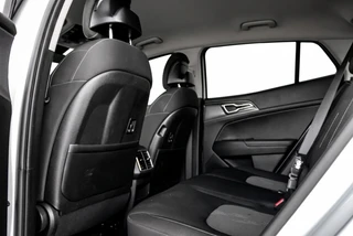Kia Sportage 1.6 T-GDi Hybrid 230PK DynamicLine Adaptive Cruise | Camera | Carplay / 11