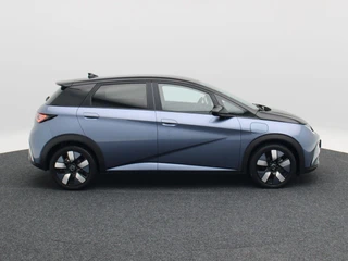 BYD DOLPHIN Design 60.4 kWh 204 Pk | Stoelverwarming | 360 Camera | Panoramadak | Adaptive Cruise | Warmtepomp |17 Inch | 26.055 Km !! / 9