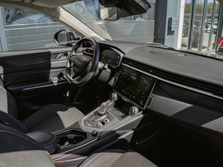 Lynk & Co 01 1.5 Black Edition Panoramadak|360° Camera|ACC|Stoelverwarming|Navi|Carplay / 7