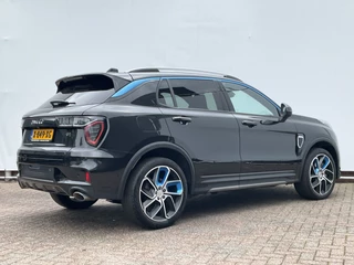 Lynk & Co 01 1.5 PHEV 262PK (2024) Adapt.Cruise 360° Hemel Black Carplay Plug-in Stoelverw Vol opties! / 29