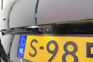 Peugeot 308 SW 1.2 PureTech Allure Pack Business | Apple carplay | Cruise control | Climate control | Navigatie | Lichtemetalen velgen | Camera | PDC | / 8