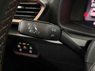 CUPRA Formentor 1.5 TSI Business Exclusive Paint | Pano | Winterpakket | Cruise adaptief | 19 Inch | Matrix Led | Virtual | / 32
