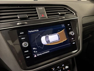 Volkswagen Tiguan 1.5 TSI R-Line Pano Virtual Harman Kardon / 42