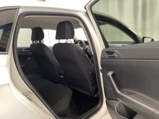Volkswagen Polo 1.0 TSI R-Line Edition Camera Climate Control Navigatie DAB+ / 18