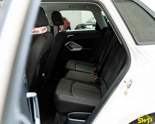 Audi Q3 35 TFSI Pro Line S | S-line | Navi | Dodehoek | Stoelverwarming / 17