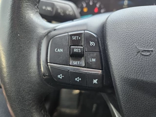 Ford Focus Wagon 1.0 EcoBoost NAVI TEL LM PDC CAMERA / 16