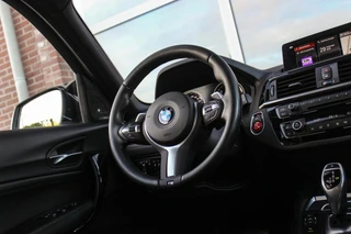 BMW 1-serie 120i Edition M Sport Shadow High Executive | 2e eigenaar | Driving Assistant | Schuif-/kanteldak | Camera | Harman Kardon | Keyless entry | LED | M sport remmen | PDC / 20