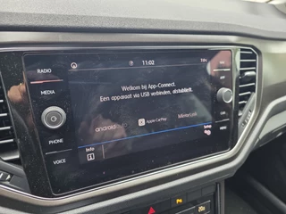 Volkswagen T-Roc NAVI TEL DAB LM PDC CAMERA 1.0 TSI / 23