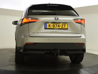 Lexus NX 300h AWD Luxury Line Schuifdak | Mark Levinson / 20