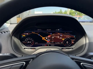 Audi Q2 35 TFSI * Panoramadak * Virtual Cockpit * Keyless * Leder / 8