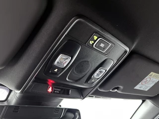 Renault Arkana E-Tech Hybrid 145PK R.S. Line RS Alpine  | CAMERA | ADAPTIVE CRUISE | STOELVERWARMING / 28