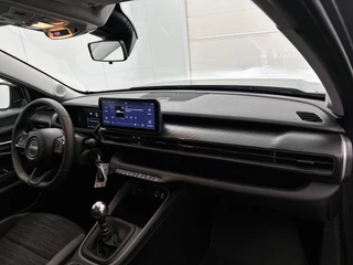 Jeep Avenger 1.2 Longitude CARPLAY-NAVI | CLIMA | CRUISE / 18