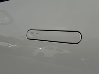 Leapmotor C10 Design REEV 28.4 kWh 218PK Automaat Navigatie, Camera 360, Lichtmetalen velgen, Elektrische Achterklep, Kunstlederen bekleding, Stoel Verwarming & Ventilatie / 6