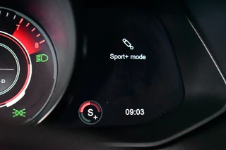 Aston Martin V8 Vantage 4.0 Carbon-ext | Ceramic-brakes | 26dkm / 63