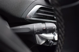 Peugeot 3008 1.2 PureTech Allure | Half Leer | Camera | HUD | Apple CarPlay / 24