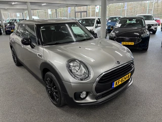 Mini Mini Clubman 1.5 One Business AUTOMAAT-Navigatie, Airconditioning / 4