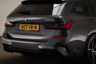 BMW 3-serie Touring M340i xDrive High Executive | DRIVING PROFESSIONAL PACK | LASER LED | PANORAMADAK | HEAD UP | STUURVERWARMING | EIBACH | CAMERA | 19" / 26