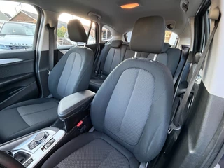 BMW X1 SDrive18i Executive Edition / ACC / Head-Up / Led / Trekhaak / Rijklaar !. / 25