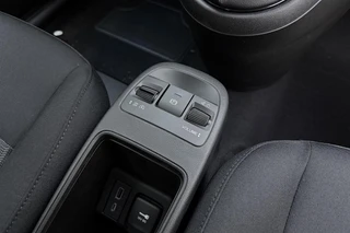 Fiat 500 1.0 Hybrid Icon | DEMO | Cruise control | Parkeersensoren | Hybride | Climate control / 14