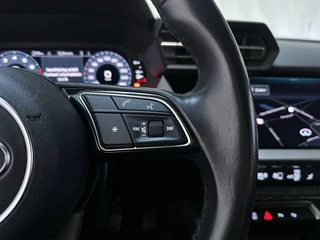 Audi A3 Sportback 30 TFSI Advanced Edition LED Adaptive Cruise Camera DAB+ / 22