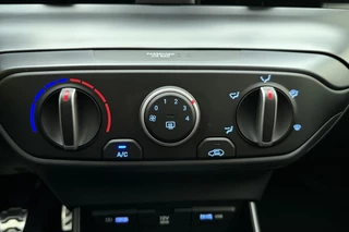 Hyundai Bayon 1.0 T-GDI 100pk Comfort | Navigatie via APP | Airco | Camera | Cruise control | Lichtmetalen velgen | Parkeersensoren / 25