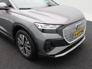 Audi Q4 e-tron 45 quattro Advanced edition 77 kWh 265 Pk | Stoelverwarming | Matrix LED | Sonos Audio | 19 Inch | Warmtepomp | 53.634 Km !! / 14