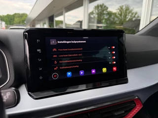 SEAT Arona 1.5 TSI FR Launch Edition 150PK Automaat Camera Sportstoelen Navi Apple Carplay Android Auto / 35