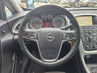 Opel Astra GTC 1.6 Turbo Sport / 17