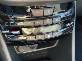 Peugeot 208 1.2 Injectie Allure Carplay Clima Cruise Orig.NL Voll.Onderh. Blue Lease / 10