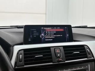 BMW 3 Series Touring 316i M Sport Stoelverwarming | Cruise Control | Parkeersensoren / 21