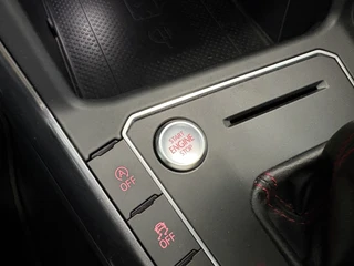 Volkswagen Polo 2.0 TSi 200pk GTi DSG 5-drs  SCHUIFDAK/BEATS/KEYLESS/CAMERA/DODEHOEK/1E EIGENAAR! / 30