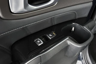 Kia Sorento 1.6 T-GDI Plug-in Hybrid 4WD ExecutiveLine Panoramadak Stoelventilatie Head-Up Leder SOH 100% / 46