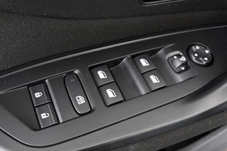 Peugeot 308 1.2 PureTech Active Pack Business Apple CarPlay Adaptieve Cruise Control / 27
