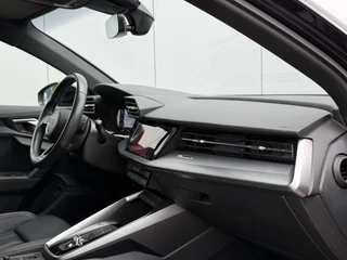 Audi A3 Sportback 45 TFSI e 245pk S edition Competition Leder / 31
