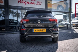 Volkswagen T-Roc 1.5 TSI Sport | Climate | Navi | Cruise | Camera | PDC / 39