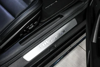 Porsche 911 3.8 Turbo S|PCCB|Matrix|Chrono|Schuifdak|Carbon / 27