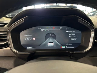 Lynk & Co 01 1.5 / pano / navi / camera / Infinity / memory / elec klep / Apple Android carplay / 17