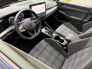 Volkswagen Golf 1.5 eHybrid GTE 272pk Black Style | IQ light | Camera | Head-up | Rijklaar incl. garantie / 9